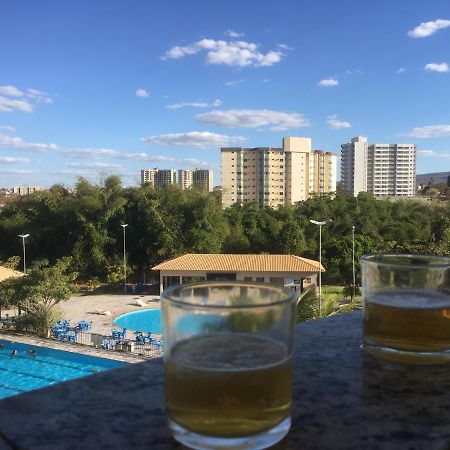 Hotel Golden Dolphin Com Cafe Da Manha! Piscinas 24H Caldas Novas Buitenkant foto