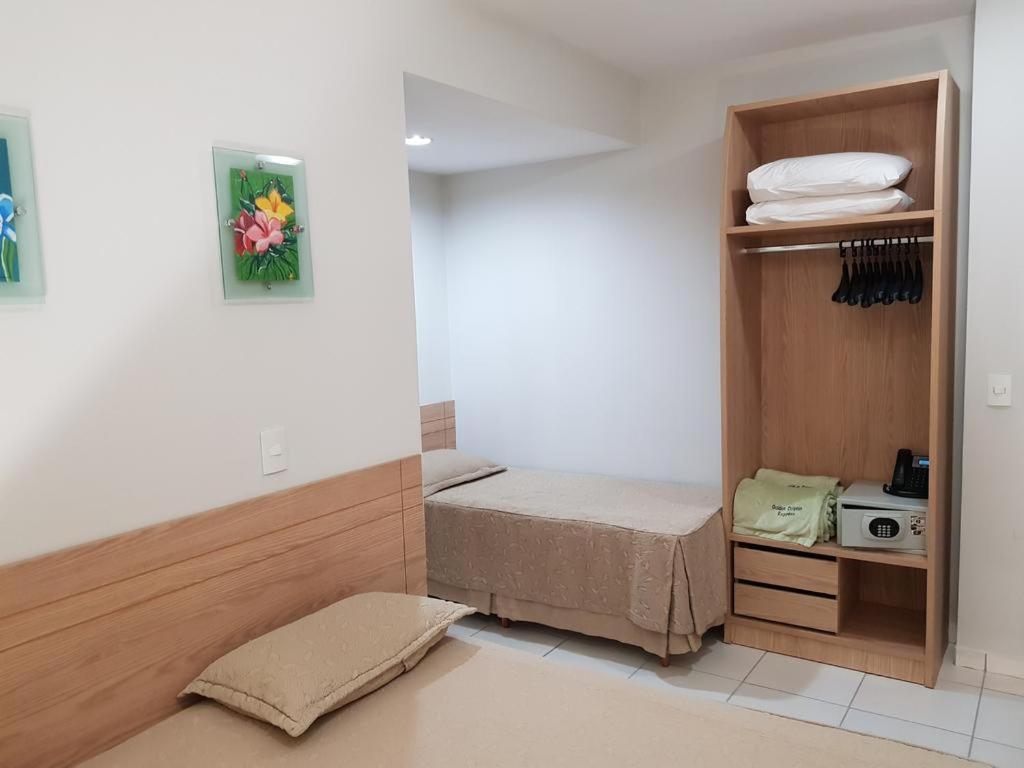 Hotel Golden Dolphin Com Cafe Da Manha! Piscinas 24H Caldas Novas Buitenkant foto